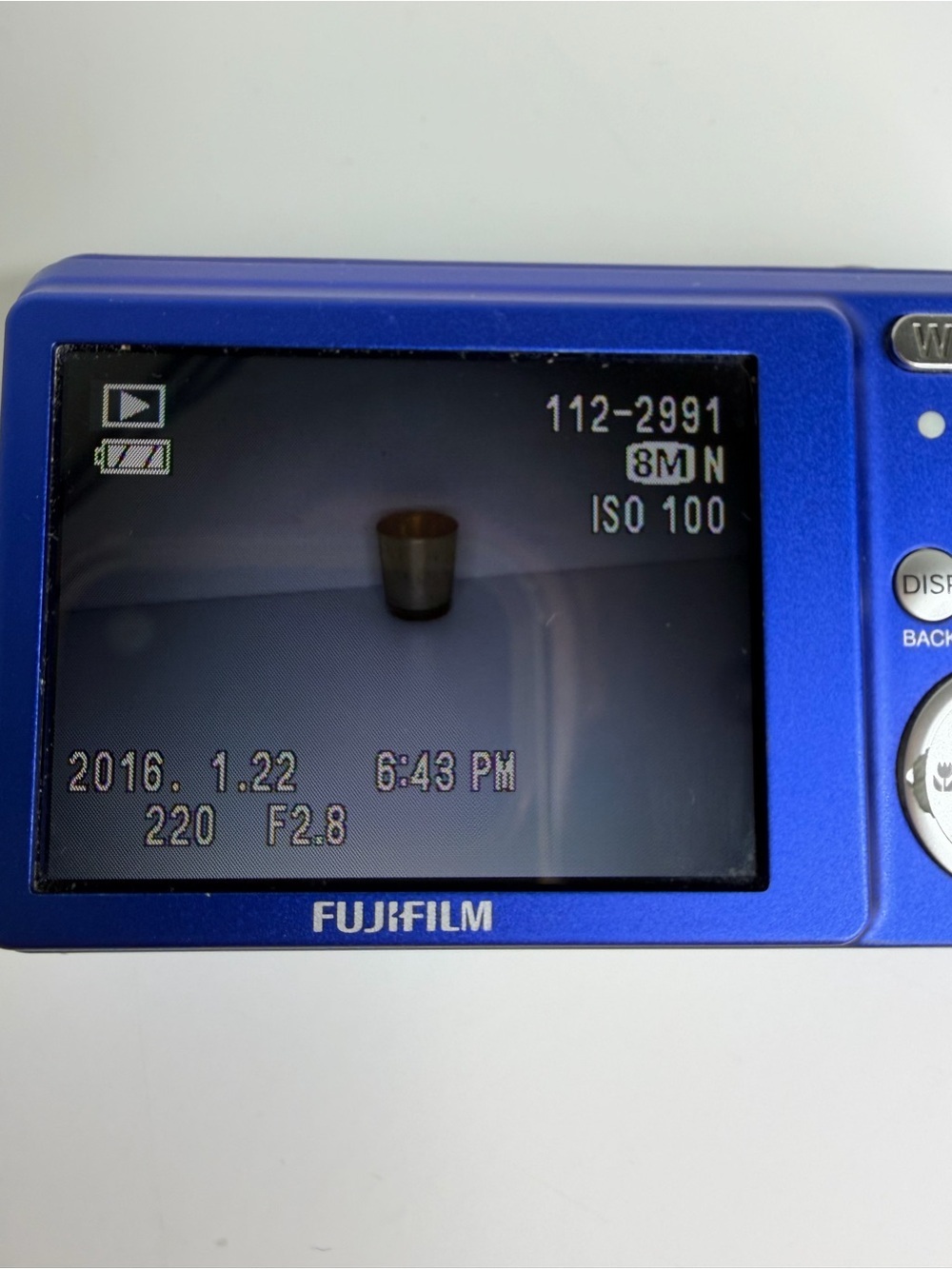 Fujifilm FinePix J12 Royal Blue Y2K 8.2MP Digital Camera W/ NEW Battery - Picture 5 of 13